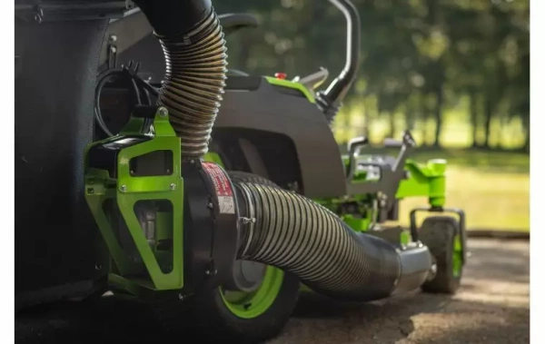 Купить Садовый райдер аккумуляторный Greenworks Zero Turn ZTC152 82В (в комплекте АКБ 304А/ч/24 кВтч) в Минске с Доставкой по РБ