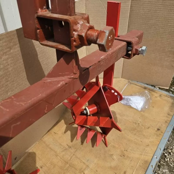 Купить Пропольник - рыхлитель "Ёж" для мотоблока МТЗ (ПОД ПРЯМОУОЛЬНИК) в Минске с Доставкой по РБ