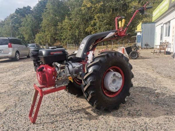 Купить Мотоблок МТЗ (Беларус)-012WM (двигатель бензин Lifan 190F, 15 л.с.) + БОЛЬШИЕ КОЛЁСА OZKA - GTK BT44 7.00-12 Турция + бонус (утяжелители, сцепка, плуг, окучник) в Минске с Доставкой по РБ