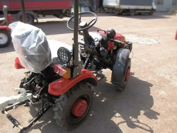 Приобрести Трактор малогабаритный БЕЛАРУС-152 (KOHLER, 14.3 л.с., эл/ст-р, грузы) в Минске с Доставкой по РБ Купить Трактор малогабаритный БЕЛАРУС-152 (KOHLER, 14.3 л.с., эл/ст-р, грузы) в Минске с Доставкой по РБ