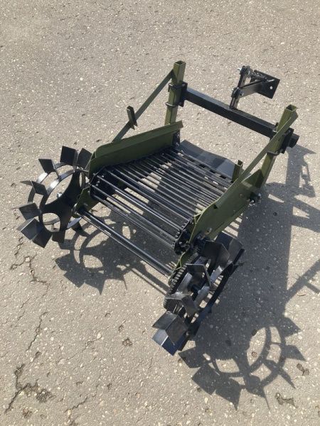 Купить Картофелекопалка транспортёрная Целина ОП-1639.000 (универсальная) в Минске с Доставкой по РБ