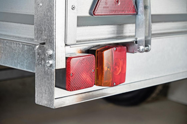 Купить ПРИЦЕП КМЗ КЛАССИКА-М ПЛЮС 7194 В1 (2,2х1,25) 13" М в Минске с Доставкой по РБ