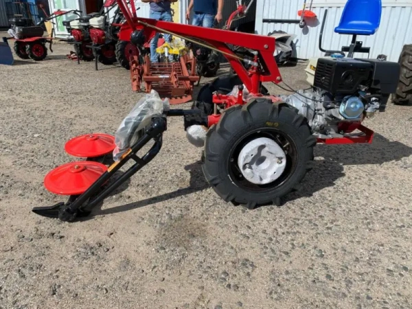 Приобрести Косилка роторная «Заря» с редуктором к мотоблоку «МТЗ» в Минске с Доставкой по РБ Купить Косилка роторная «Заря» с редуктором к мотоблоку «МТЗ» в Минске с Доставкой по РБ